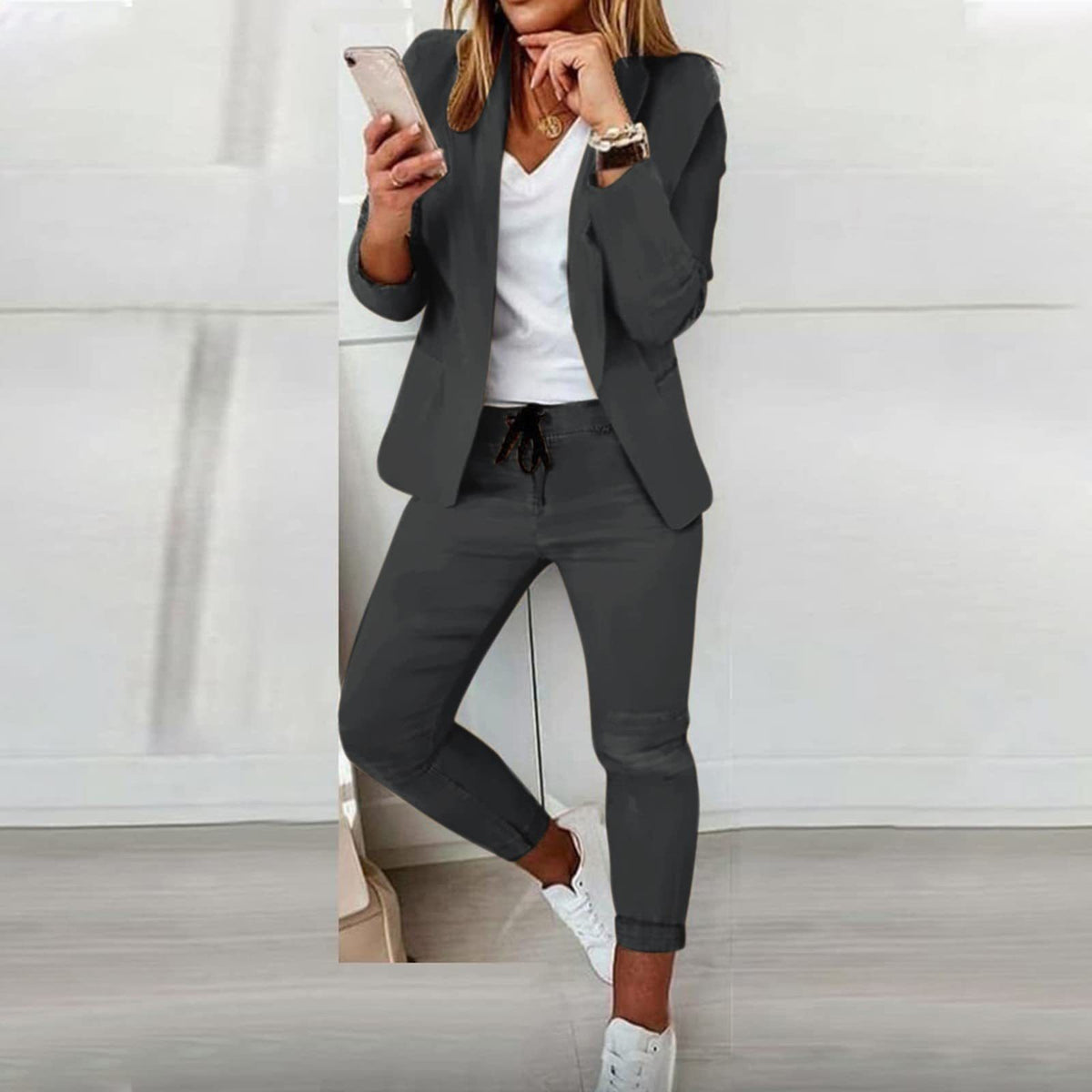 Casual fashion suits women&